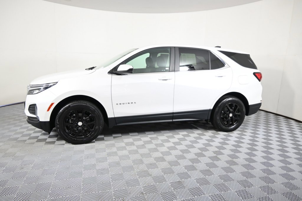 Used 2022 Chevrolet Equinox LT with VIN 3GNAXUEVXNL286274 for sale in Forest Lake, Minnesota