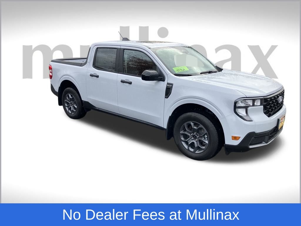 2025 Ford Maverick XLT's photo
