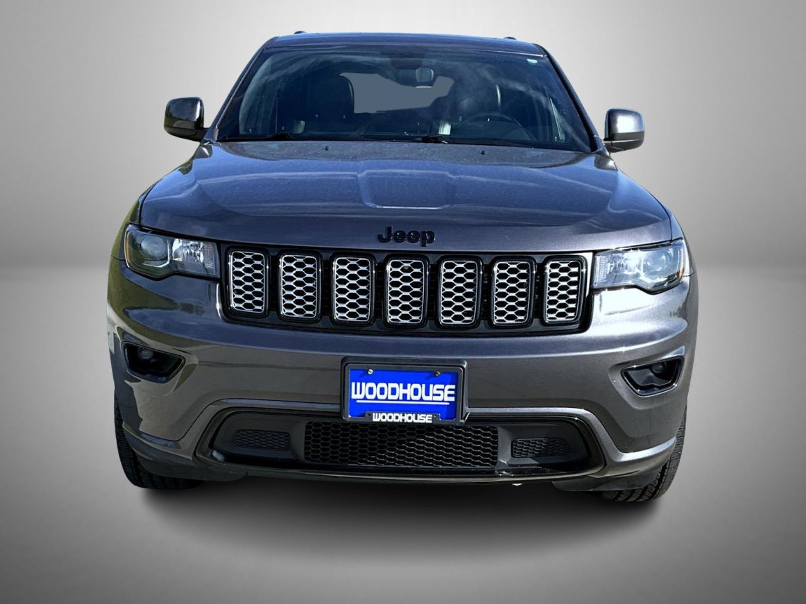 2020 Jeep Grand Cherokee Altitude photo 2