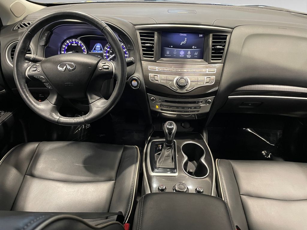 2020 Infiniti QX60 Luxe photo 7
