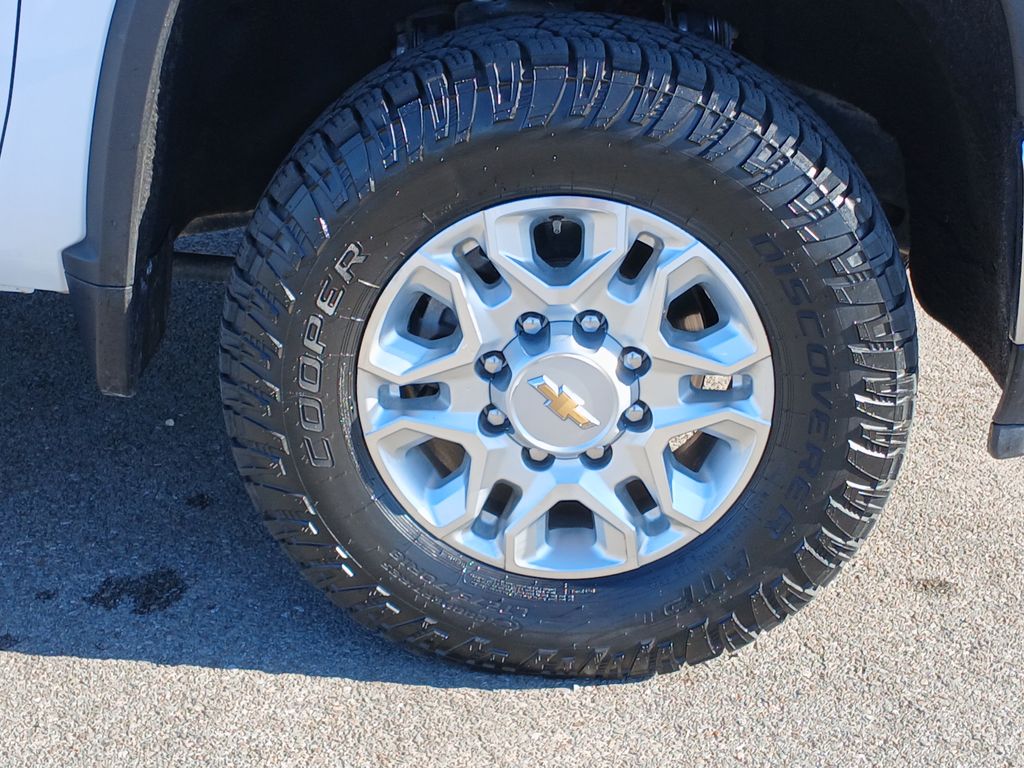 2024 Chevrolet Silverado 2500HD LTZ photo 31