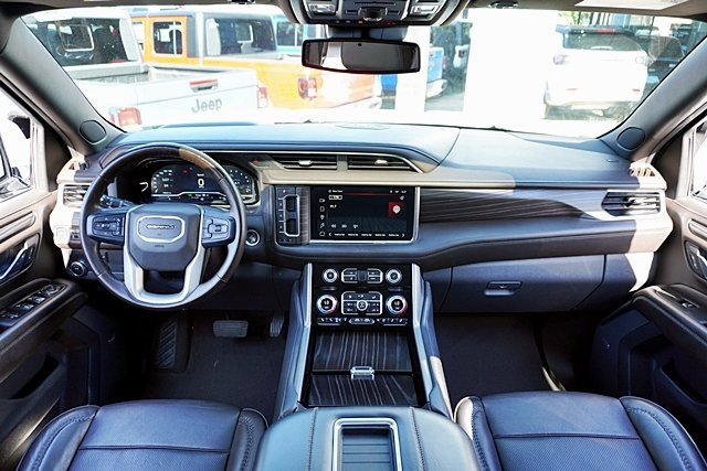 2023 Gmc Yukon Denali photo 18