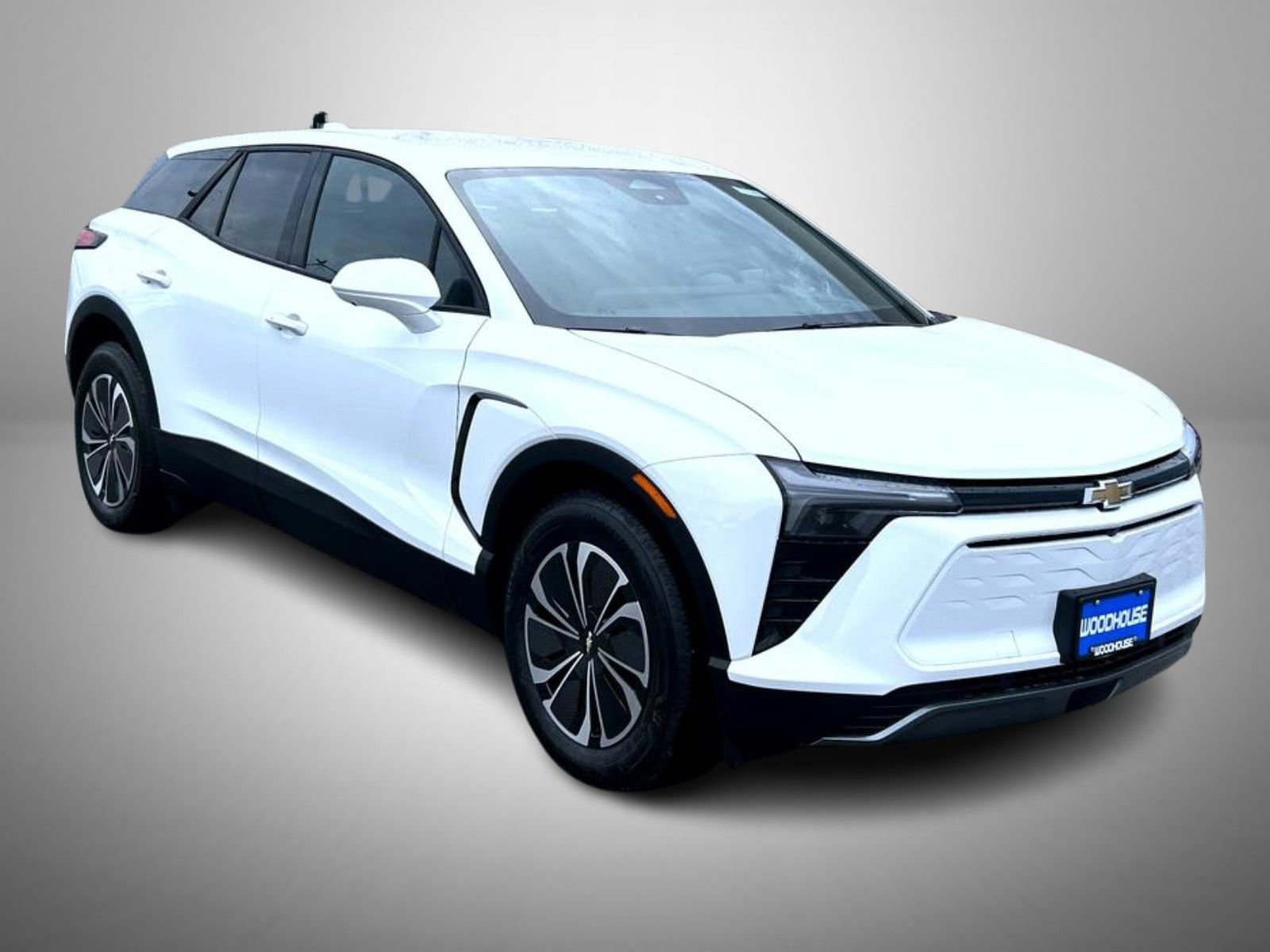 2026 Chevrolet Blazer EV photo 3