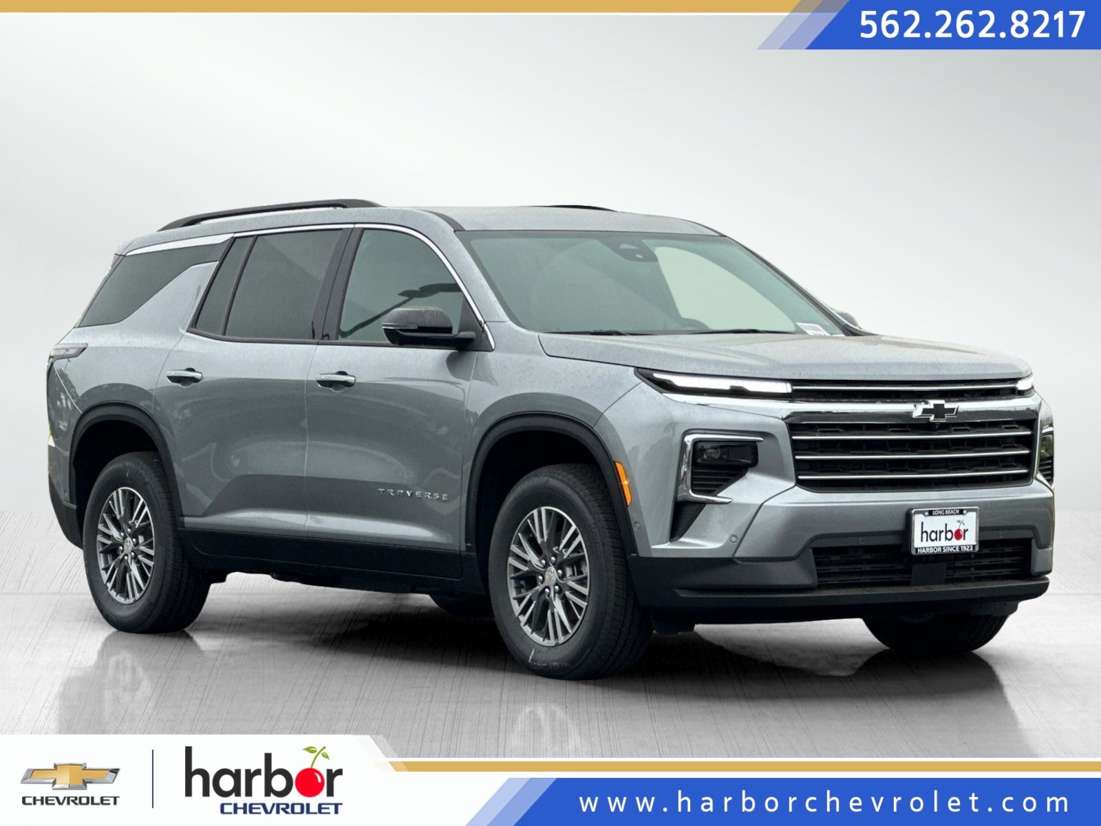 2025 Chevrolet Traverse LT's photo