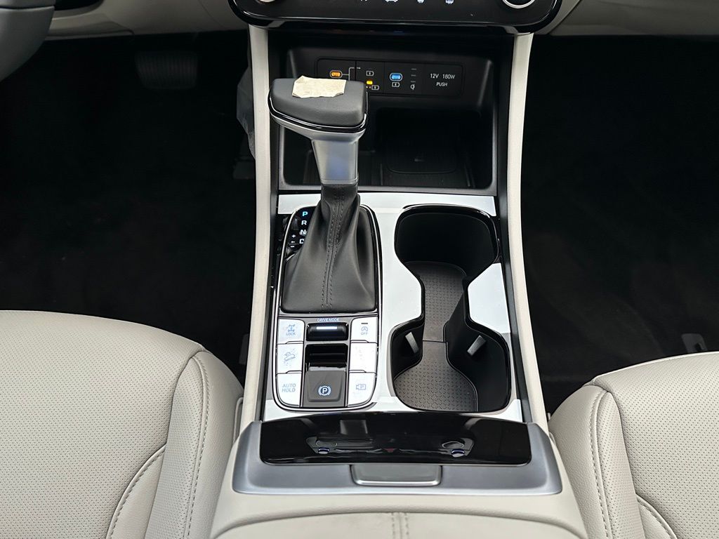 2025 Hyundai Tucson SEL Convenience photo 10