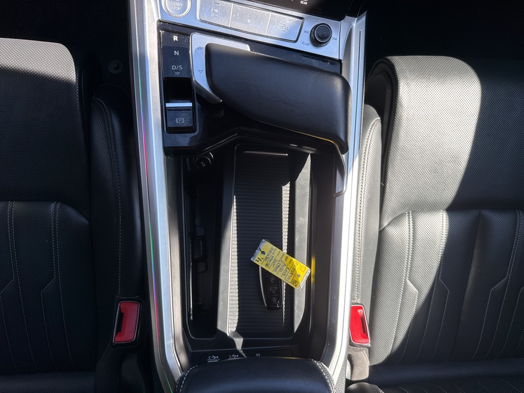 2019 Audi e-tron Premium Plus photo 45