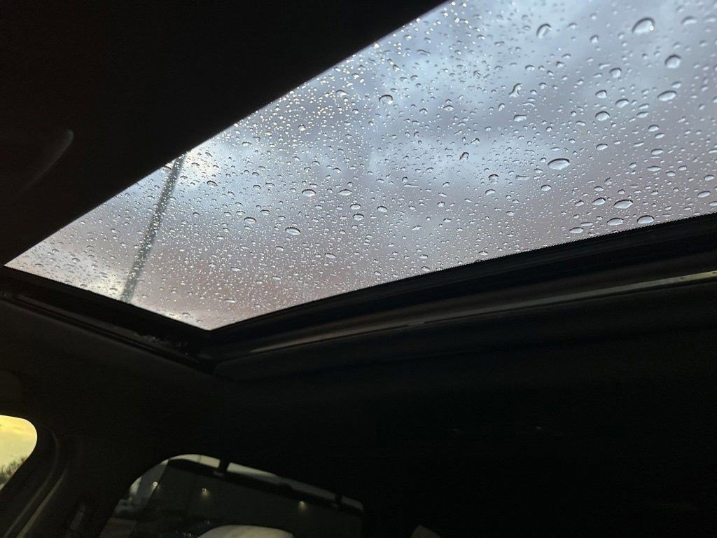 2023 Mazda CX-9 Signature photo 14