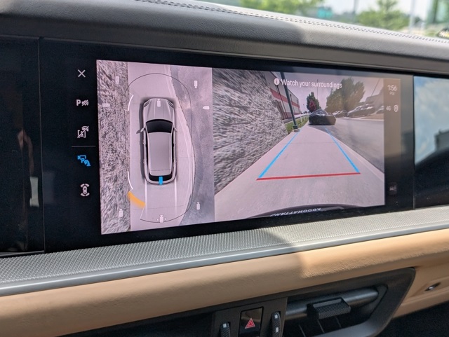 2024 Porsche Cayenne photo 14