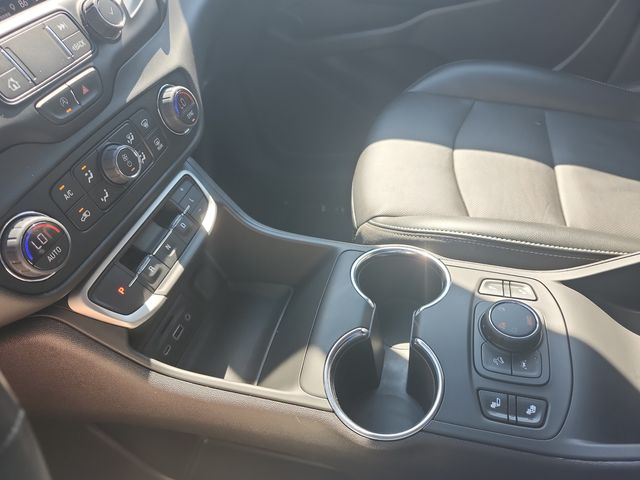 2024 Gmc Terrain SLT photo 19