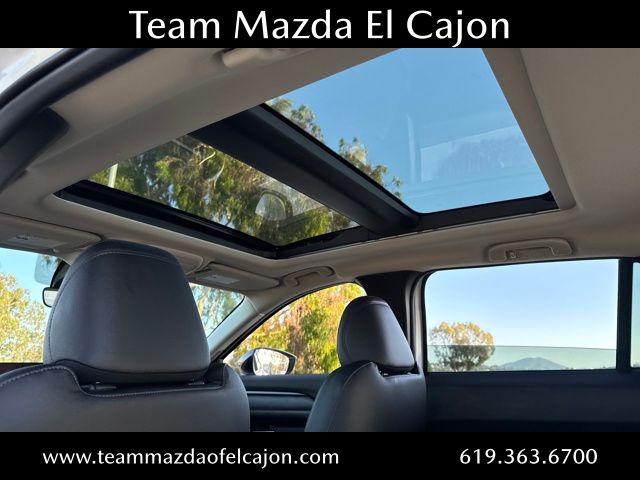 2025 Mazda CX-50 Premium photo 16