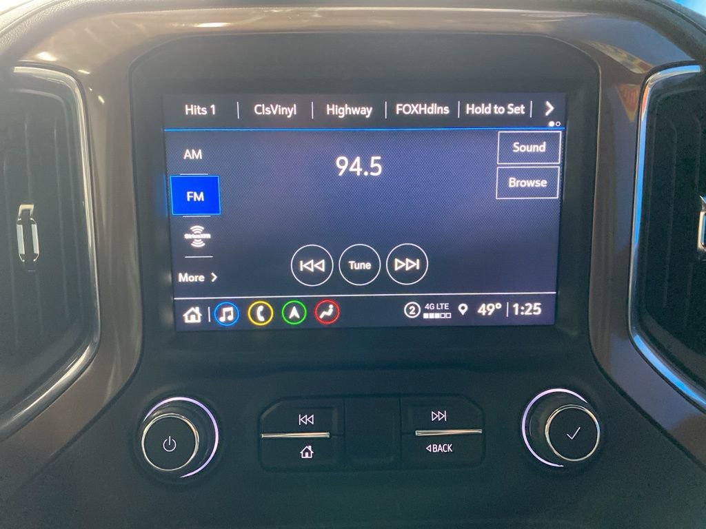 2023 Chevrolet Silverado 3500HD High Country photo 2