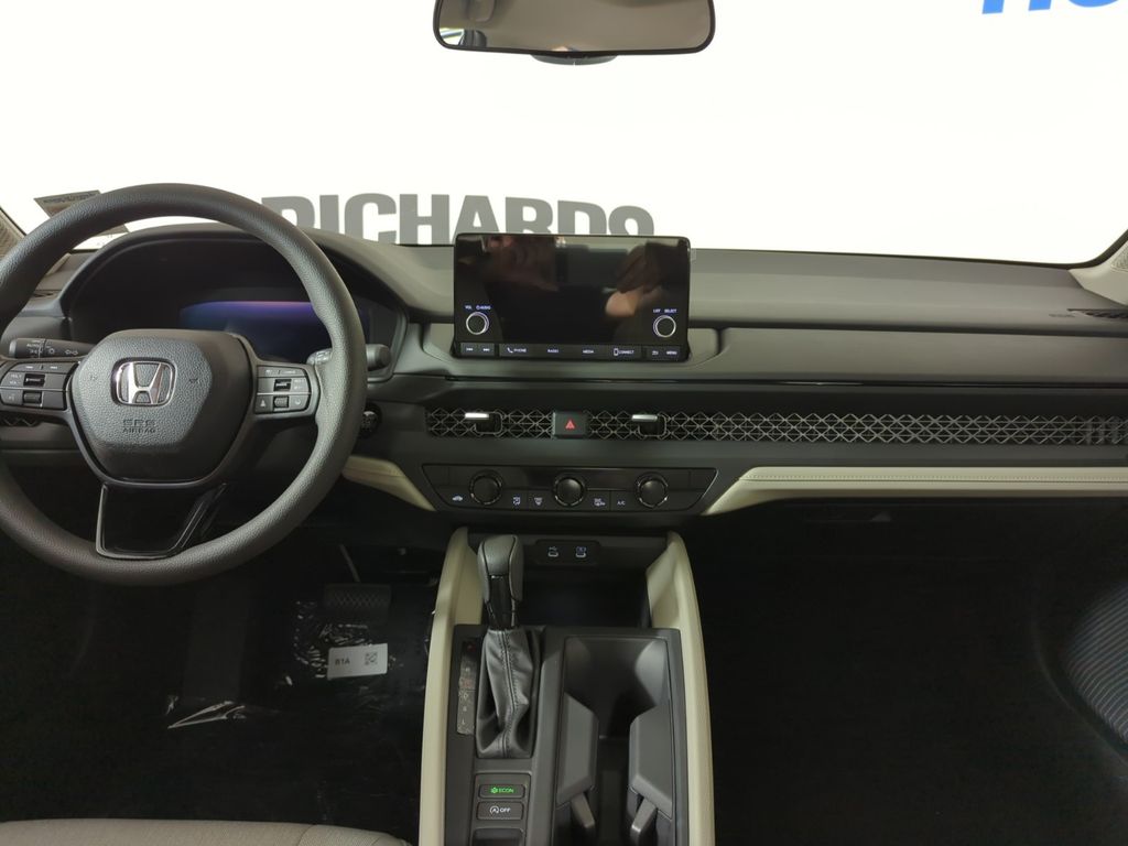 2025 Honda Accord SE photo 14