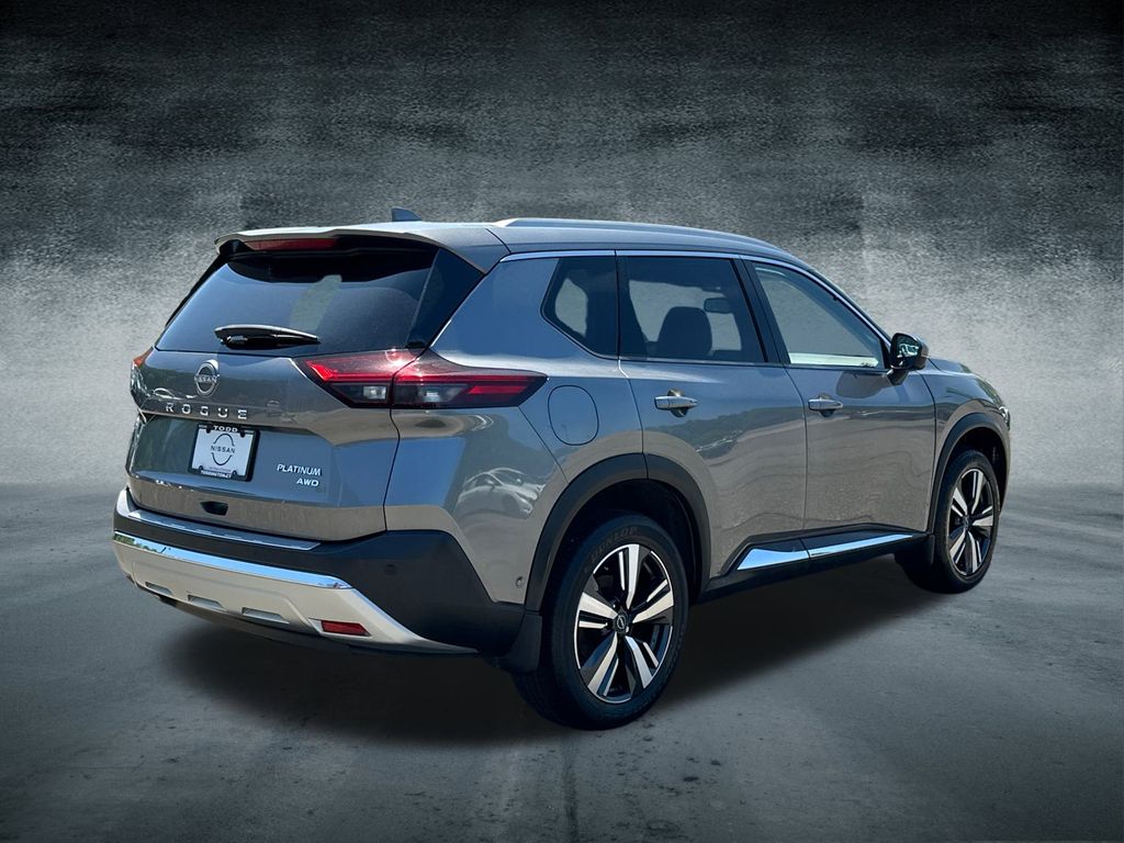 2022 Nissan Rogue Platinum AWD photo 4
