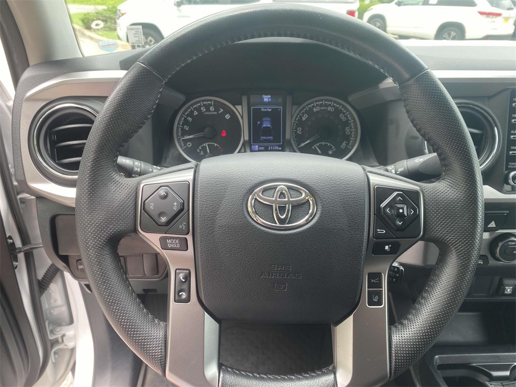 2022 Toyota Tacoma SR5 photo 27