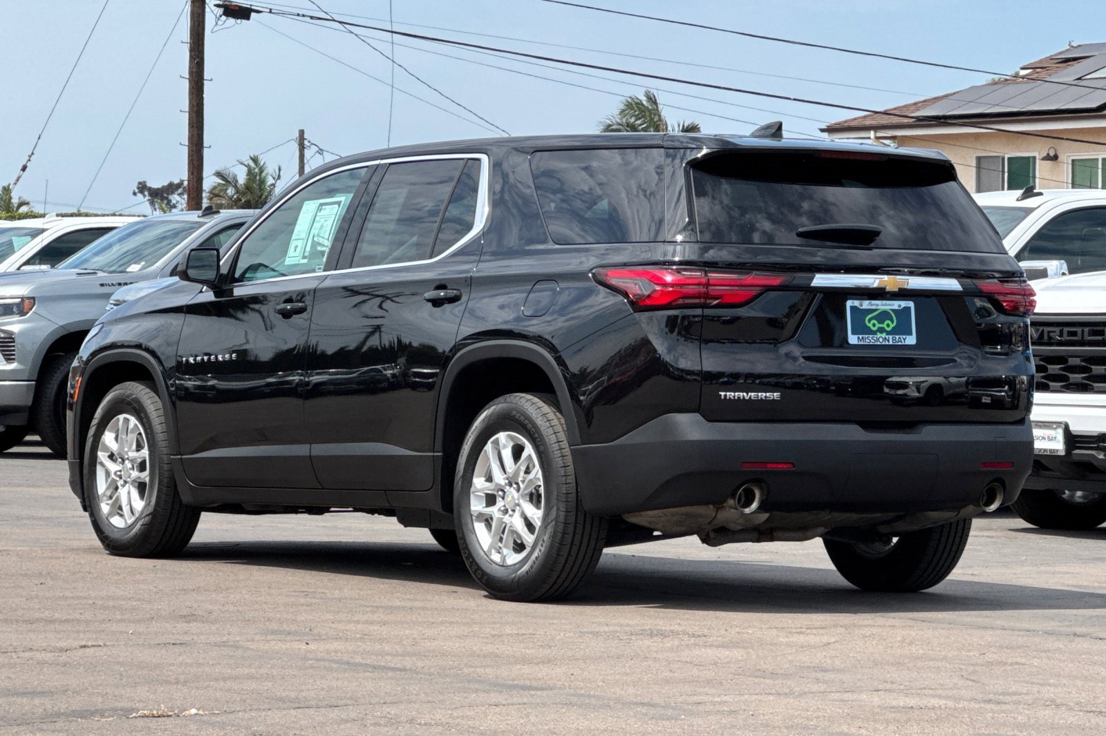 2023 Chevrolet Traverse LS photo 6