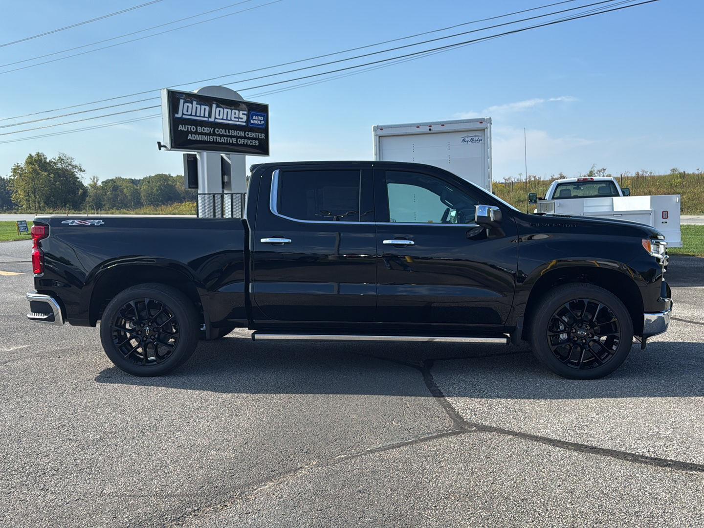 2026 Chevrolet Silverado 1500 LTZ photo 4