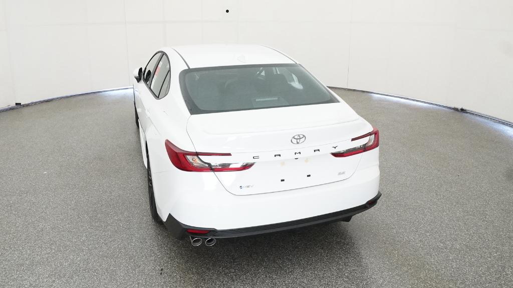 2025 Toyota Camry SE photo 14