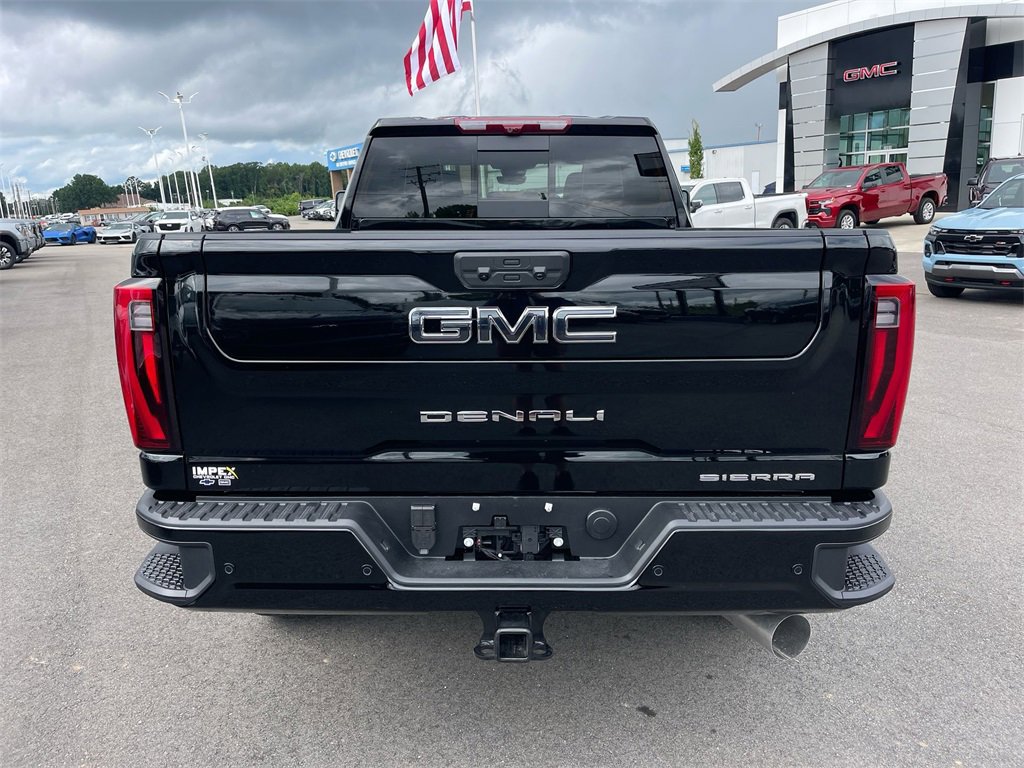 2025 Gmc Sierra 2500 HD Denali Ultimate photo 3