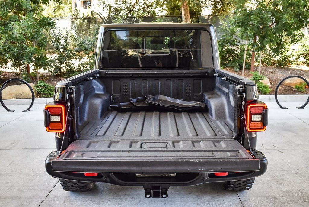 2020 Jeep Gladiator Rubicon photo 21