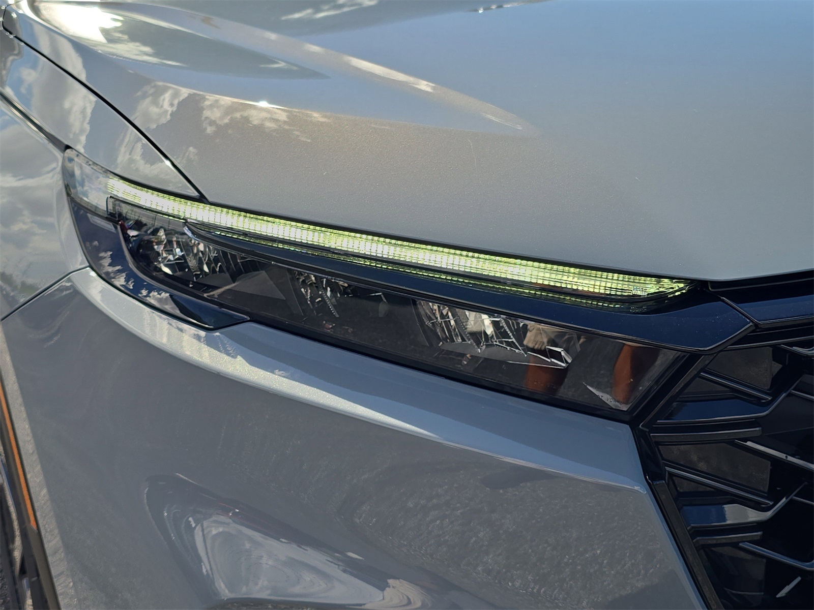 2026 Honda CR-V Hybrid photo 4
