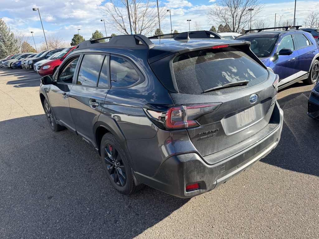 2024 Subaru Outback Onyx Edition photo 3