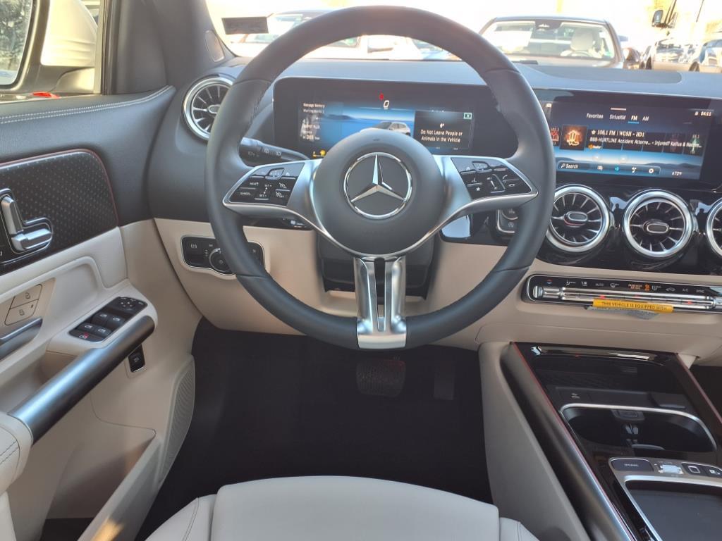 2025 Mercedes Benz GLA 250 photo 9