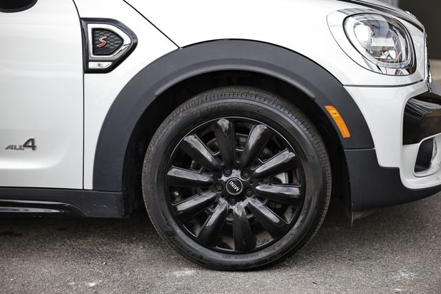 2020 Mini Cooper S ALL4 photo 4