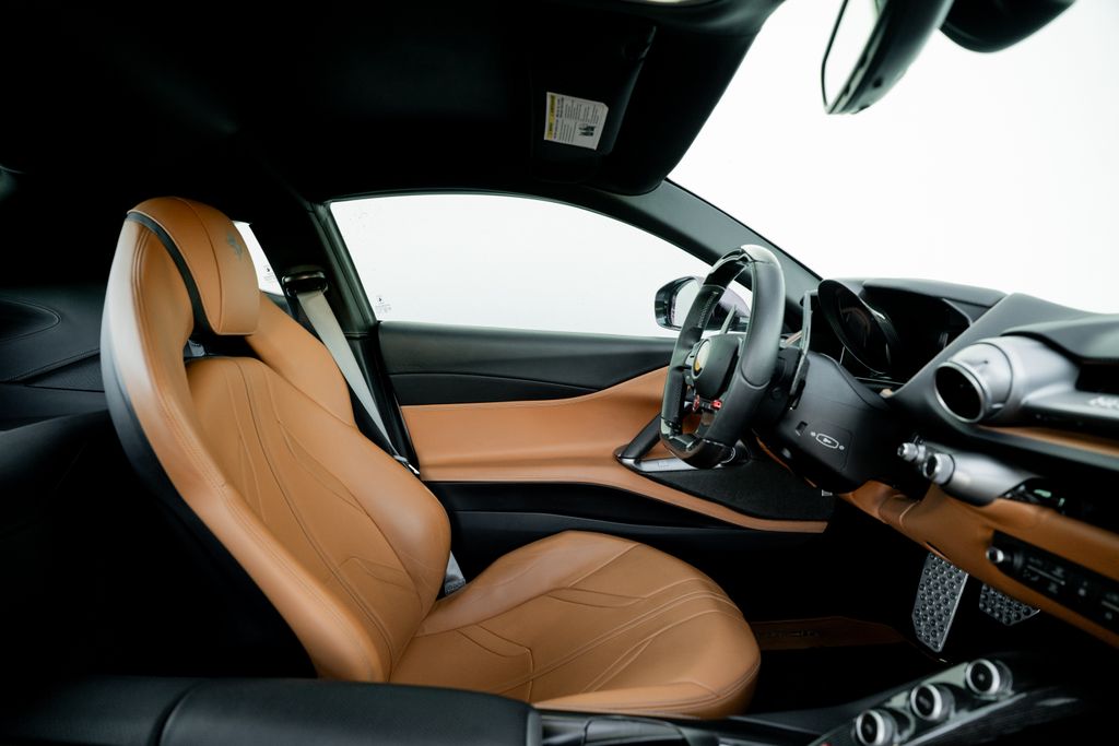 2018 Ferrari 812 Superfast photo 35