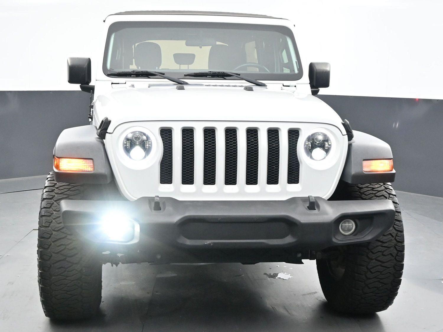 2019 Jeep Wrangler Unlimited Sport S photo 2