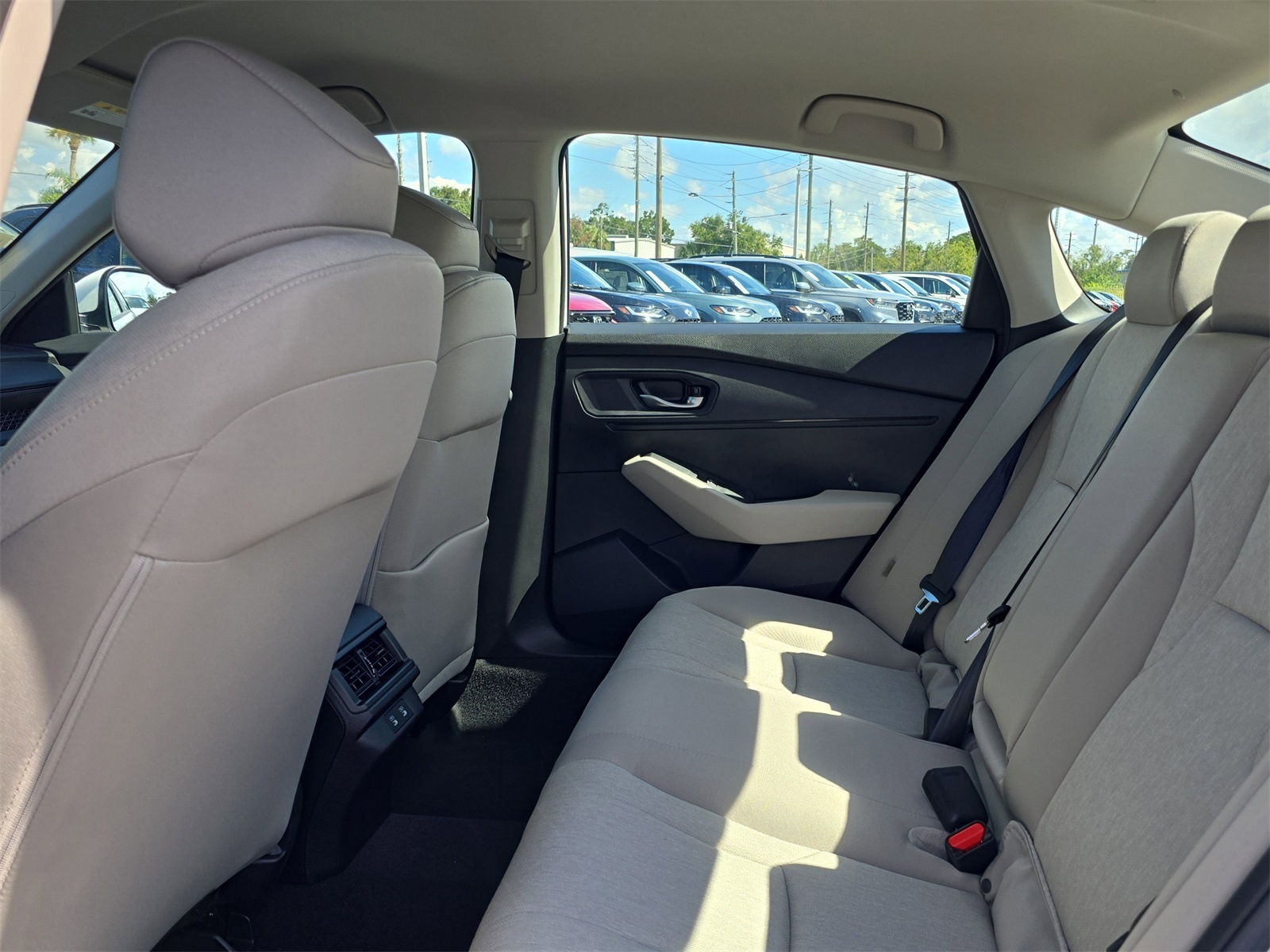 2025 Honda Accord LX photo 15