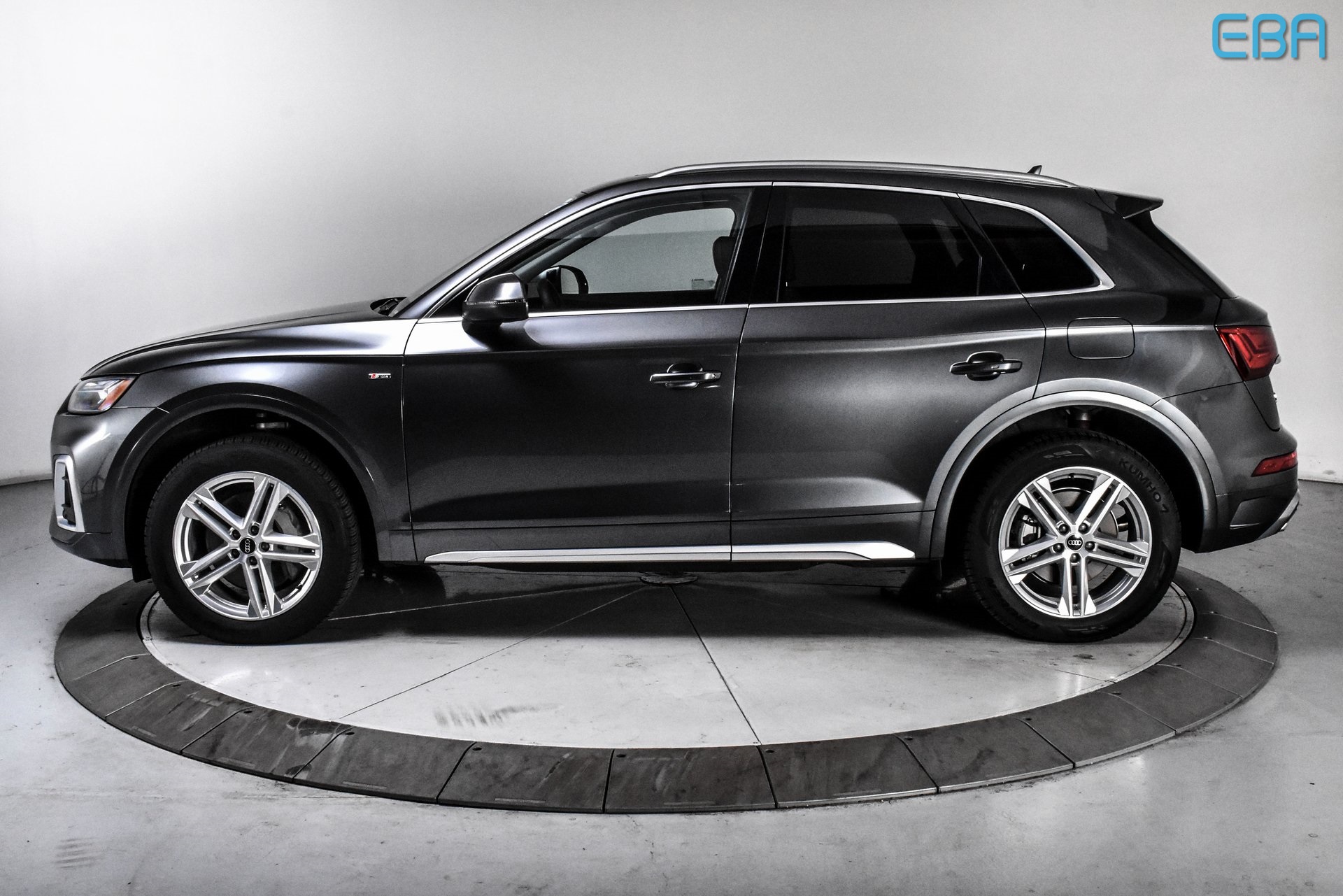 2024 Audi Q5 S line Premium Plus 55 TFSI photo 3