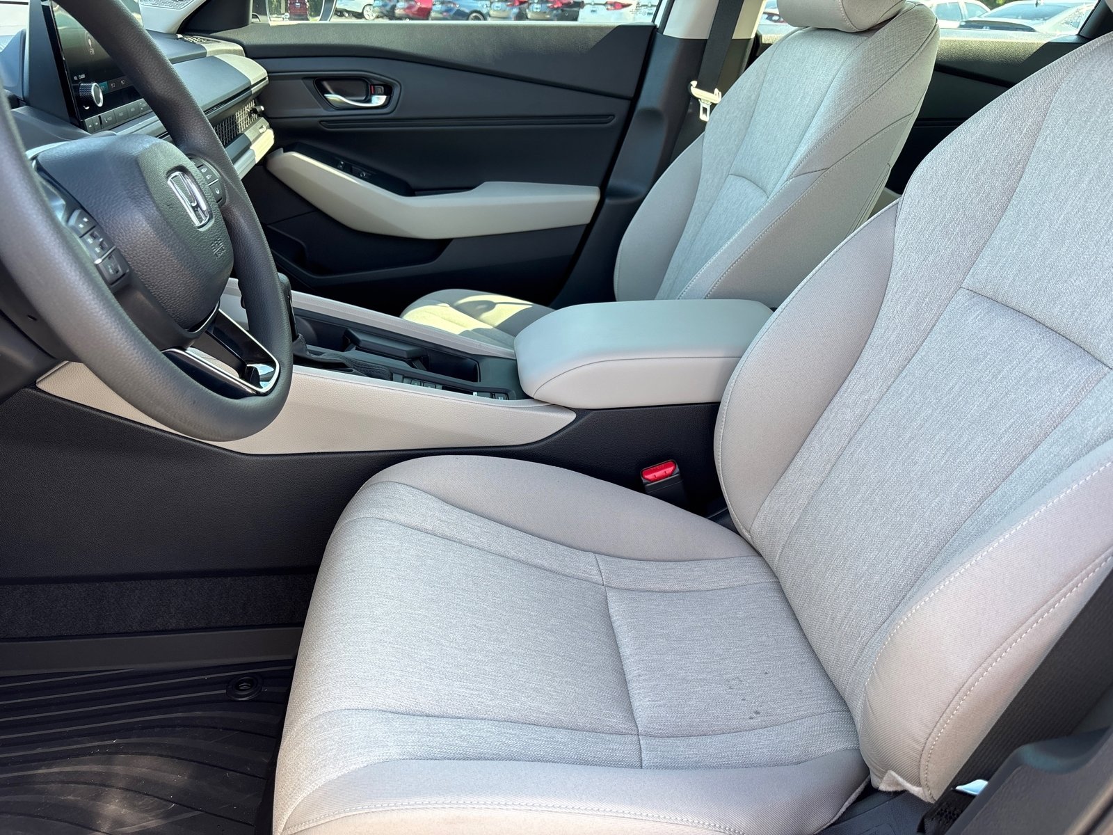 2025 Honda Accord SE photo 19