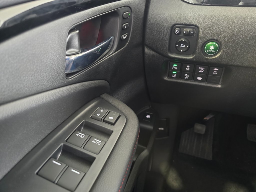 2025 Honda Ridgeline Black Edition photo 25