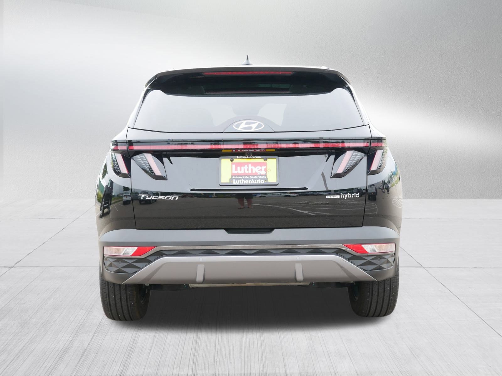 2024 Hyundai Tucson Hybrid Limited photo 3