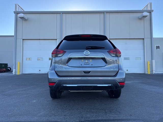 2019 Nissan Rogue SL photo 4