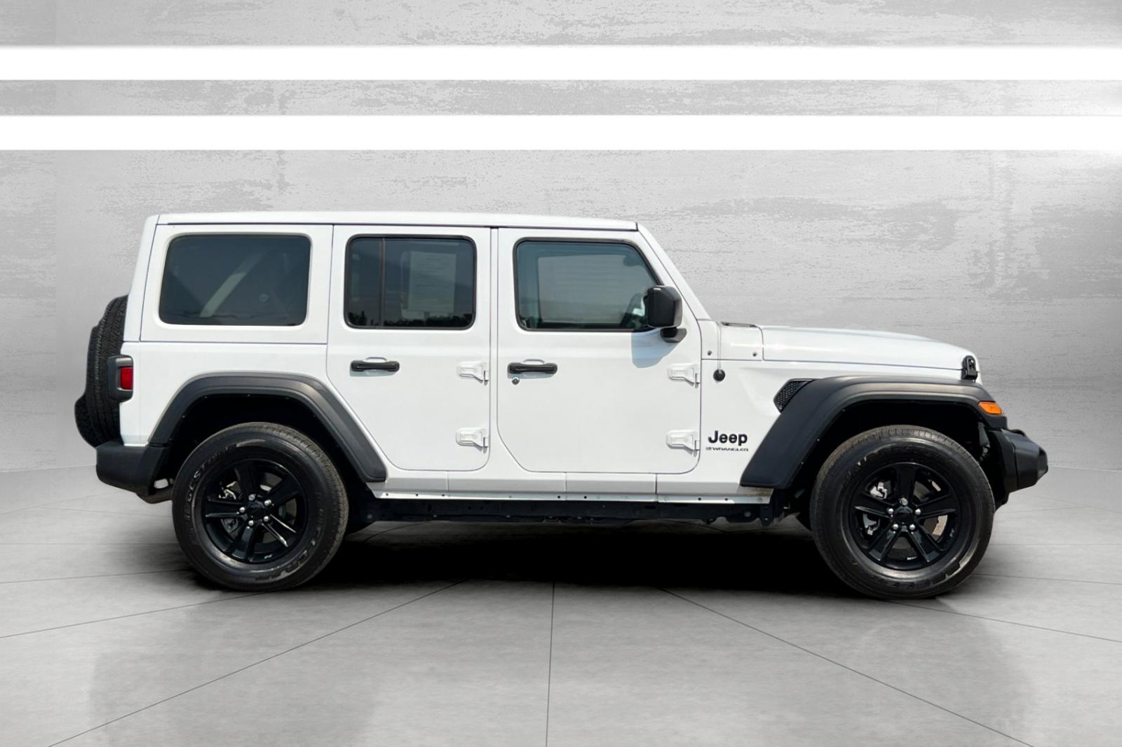 2023 Jeep Wrangler Sport Altitude photo 3