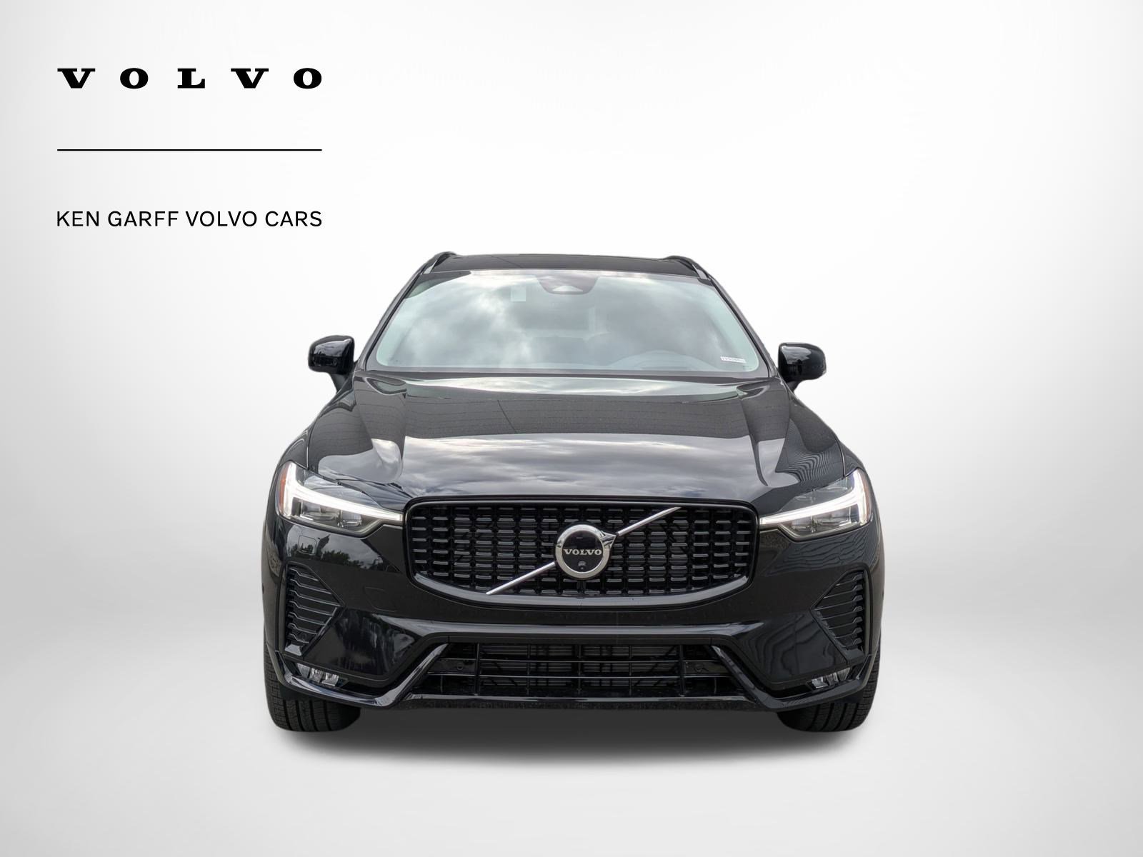 2025 Volvo XC60 photo 3