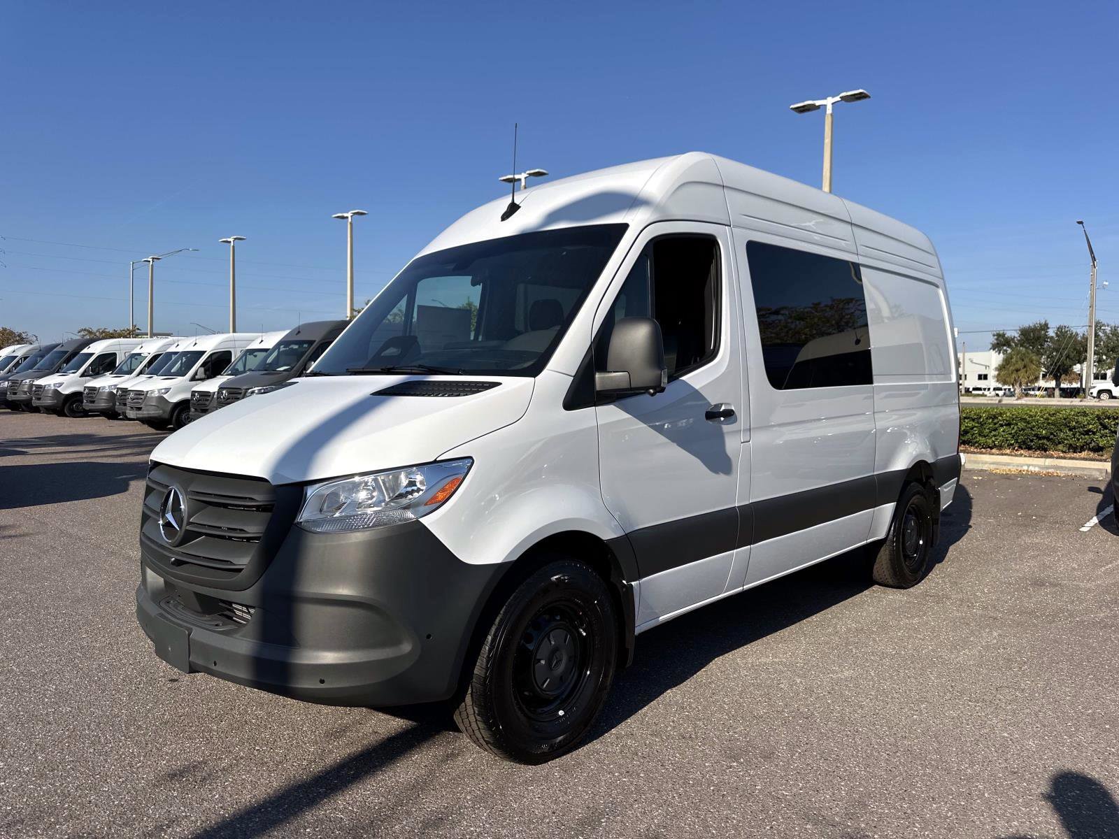 2026 Mercedes-Benz Sprinter Cargo Van Base's photo