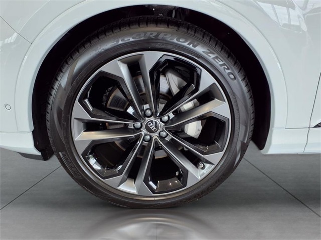 2025 Audi Q7 photo 4