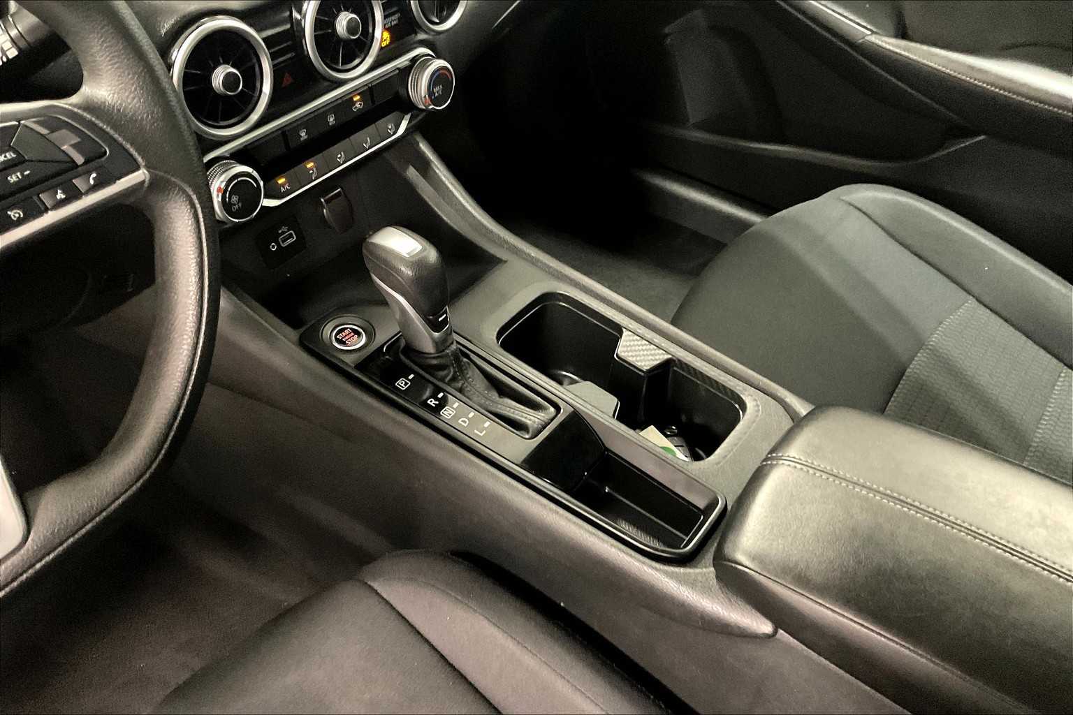 2022 Nissan Sentra S photo 20