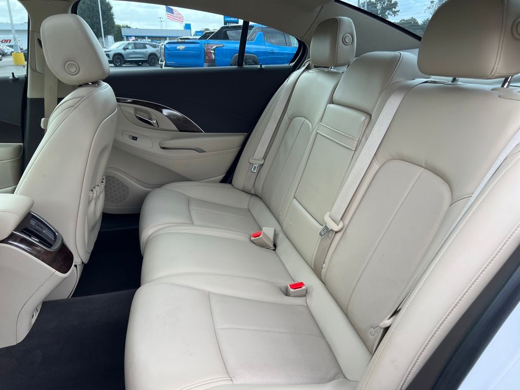 2015 Buick LaCrosse Premium II photo 33