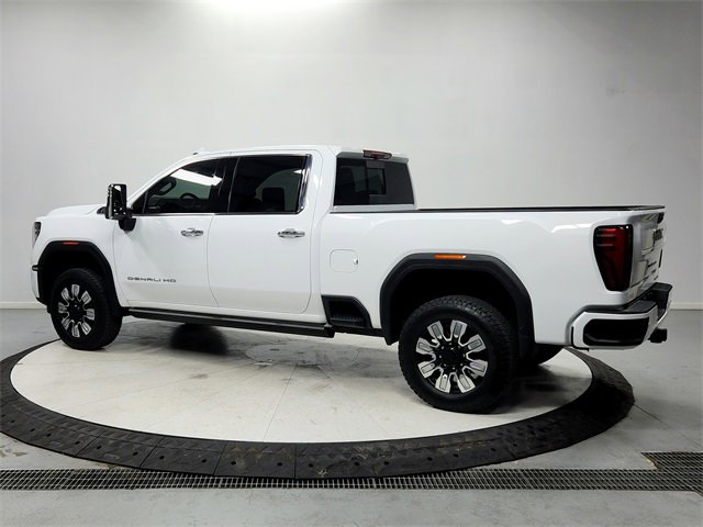 2024 Gmc Sierra 2500 HD Denali photo 3