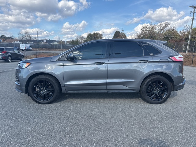 2021 Ford Edge ST photo 4