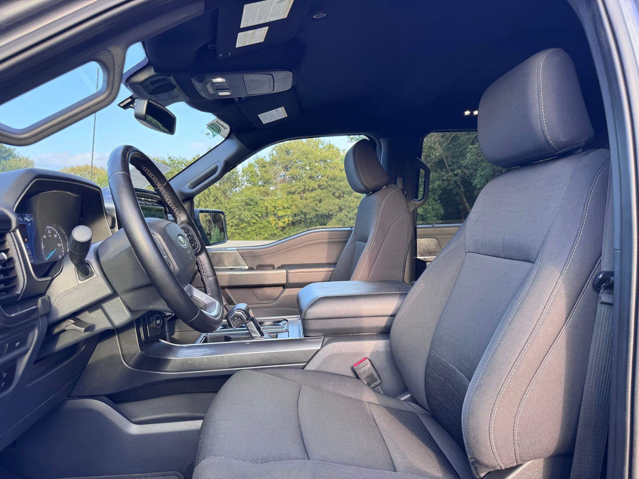 2023 Ford F-150 XLT photo 5