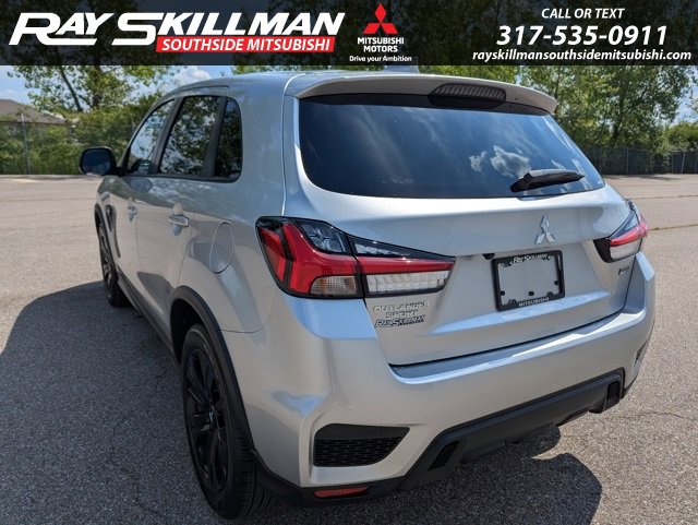 2025 Mitsubishi Outlander Sport LE photo 10
