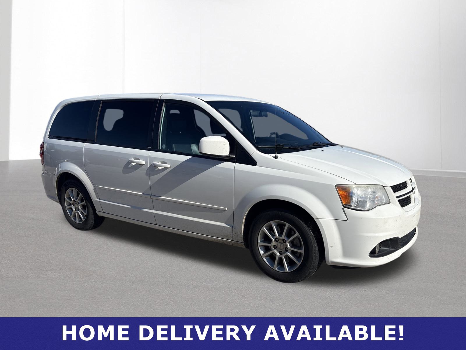 2013 Dodge Grand Caravan R/T's photo