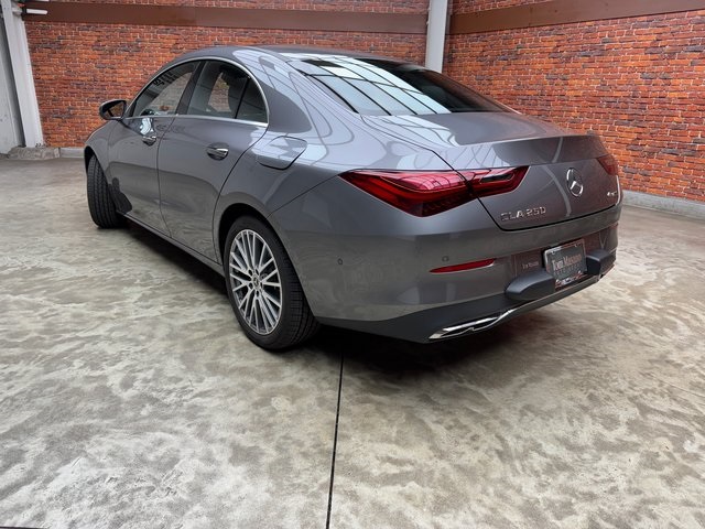 2025 Mercedes Benz CLA 250 4MATIC photo 3