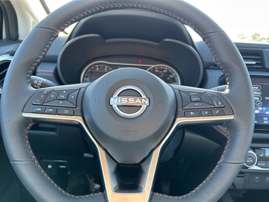 2025 Nissan Versa SR photo 15