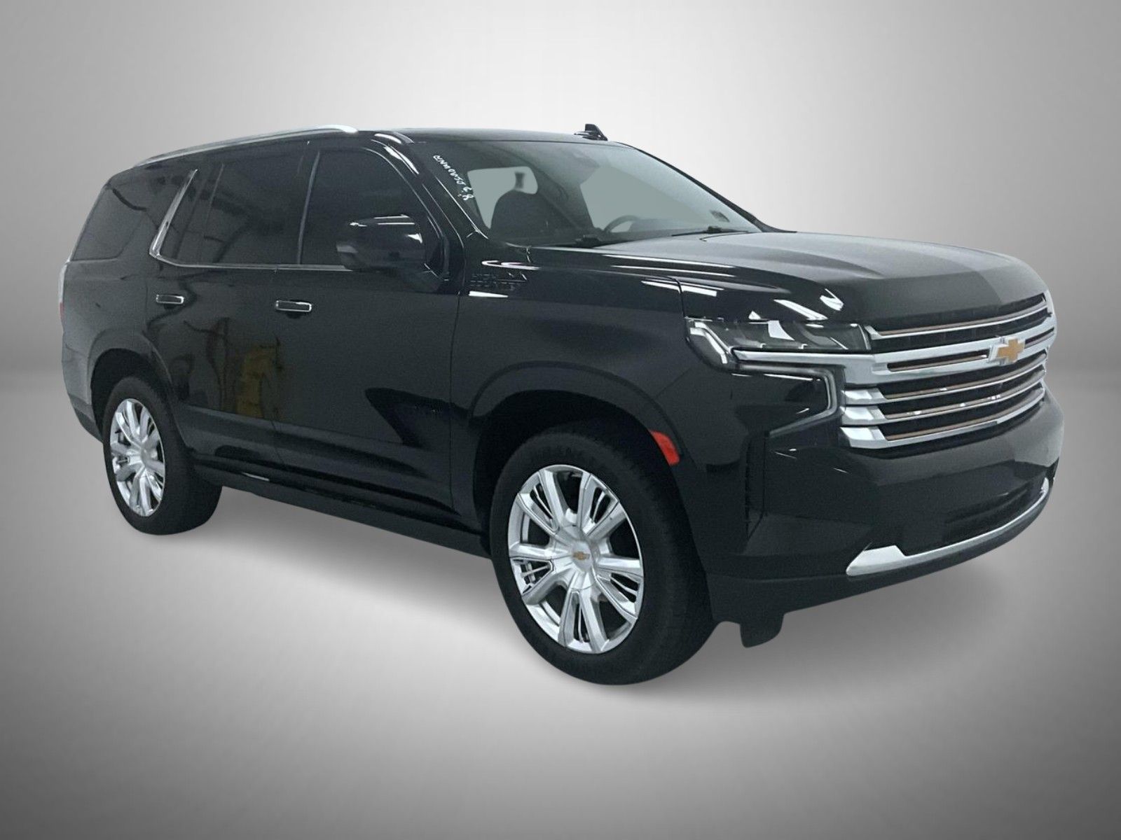 2022 Chevrolet Tahoe High Country photo 2