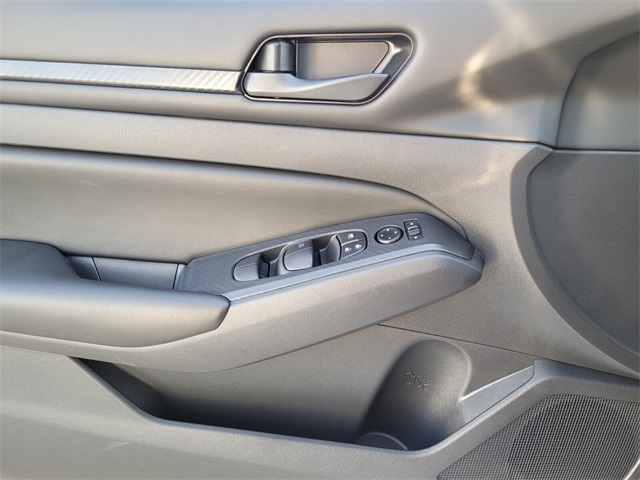 2025 Nissan Altima 2.5 S photo 23